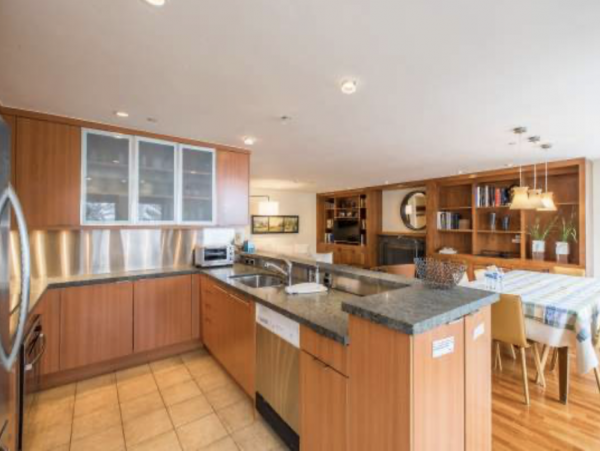 Ski in Ski out Golden Peak Vail- Three Bedrooms